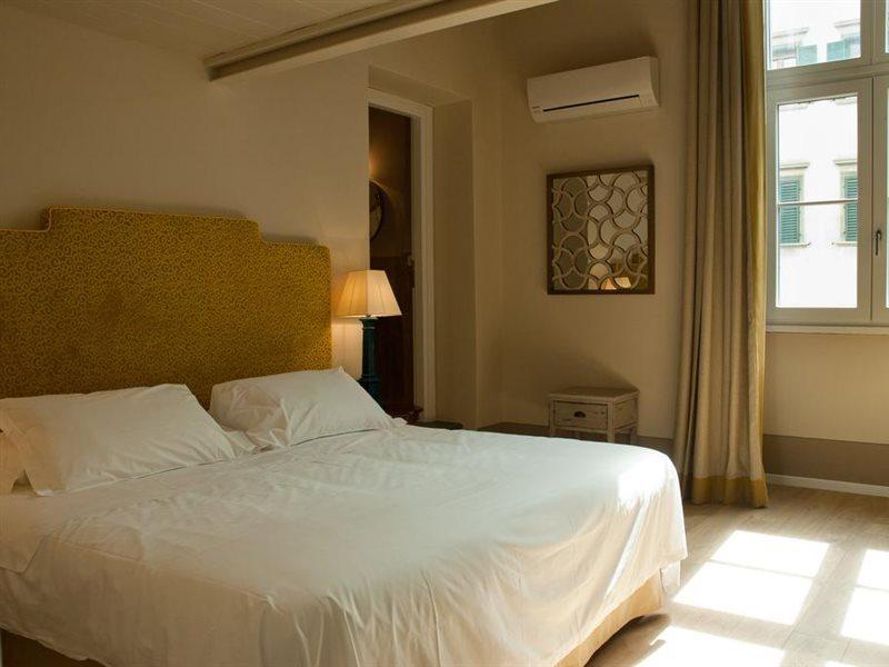 Black 5 Guest house Florence