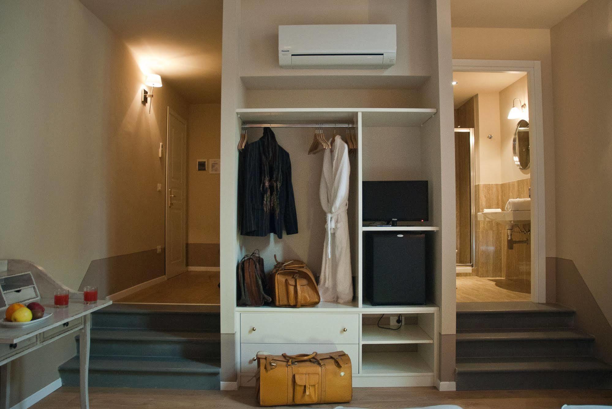 Black 5 Guest house 2*